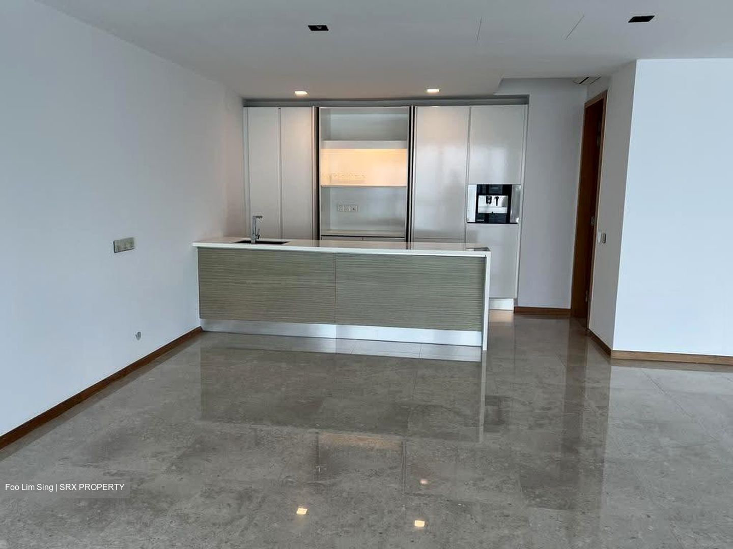 Marina Bay Residences (D1), Condominium #626052981